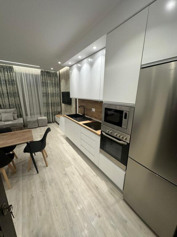 Apartament 1+1 me qira tek Zogu i Zi!