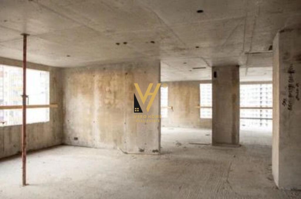 APARTMENT 1+1 FOR SALE NEAR PHARMACY 10, 110,000 EURO