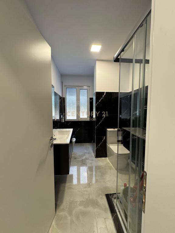 APARTAMENT 2+1 PER QIRA PRANE KOMLEKSIT MATEO! 800 € /Muaj Sip. Totale  113m2