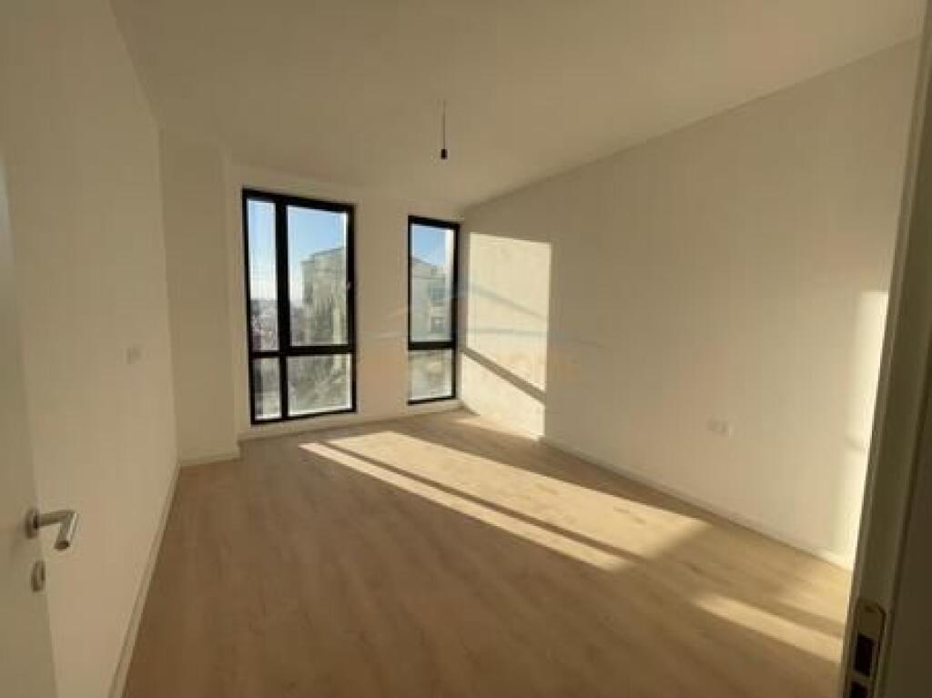 Shitet, Apartament 1+1+ Post parkimi, Platinum Residence, Bulevardi i Ri, Tiranë