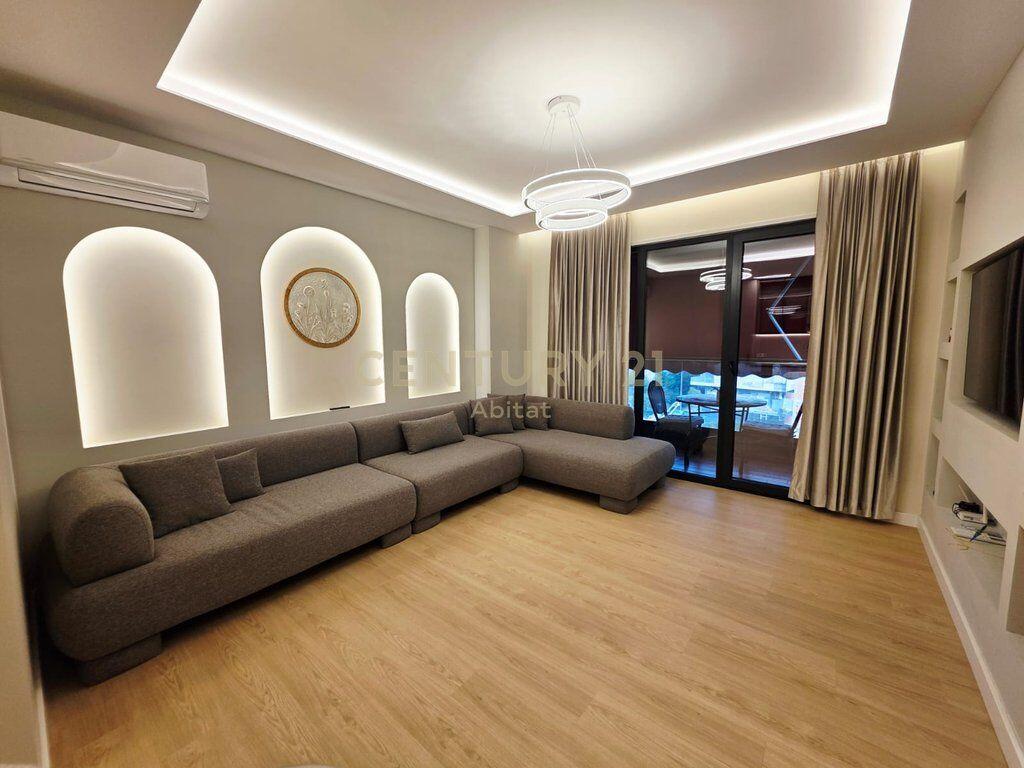 3+1 apartment for rent on Kosovars Street, near the Olympic Complex