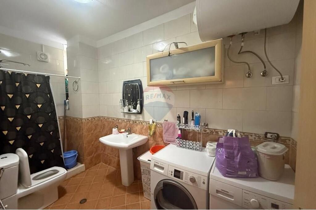 Exclusive **Apartament per qera 2+1 tek Kompleksi Delijorgji ***