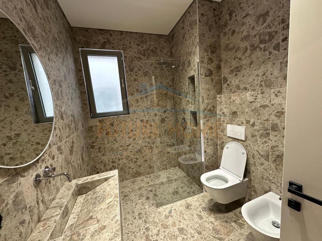 Affitto, Appartamento 1+1+ Posto Auto, Green Valley, Tirana.
