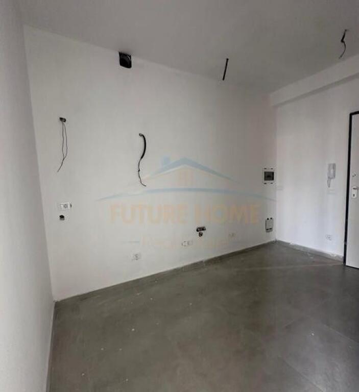 In vendita, Appartamento Monolocale, Myslym Shyri, Tirana.