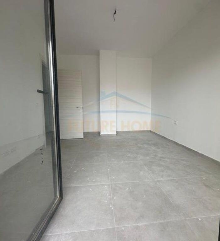 In vendita, Appartamento Monolocale, Myslym Shyri, Tirana.