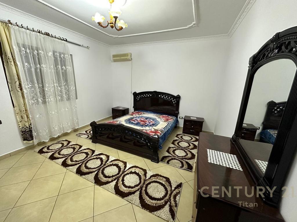 Jepet me Qira Apartament 2+1 tek 5 Maji! 500 € /Muaj Sip. Totale  136m2