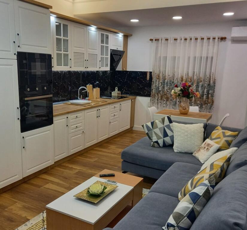 Apartment 1+1 for rent Willson Square ID 13923