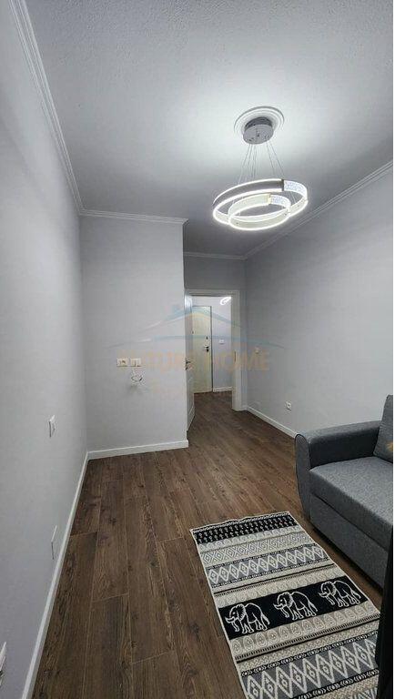 Qera, Apartament 1+1 , Sheshi Wilson, Tirane