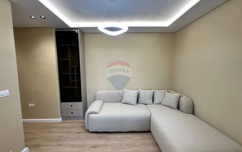 Appartamento 1+1 In Vendita Via Muhamet Gjollesha, 21 Dhjetori, Tirana!! ID: 530471006-268