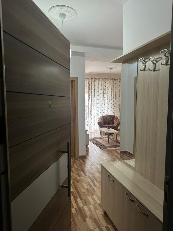 Apartament me qera 1+1 📍Misto Mame (kompleksi Golden Park)