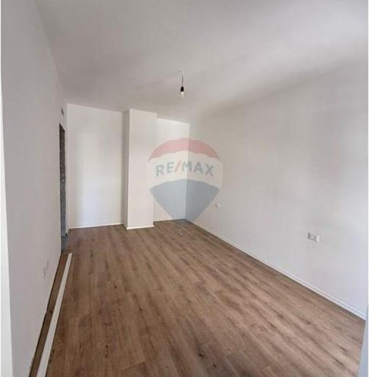 Appartamento - In Vendita - Via Dritan Hoxha, Tirana (530491003-402)