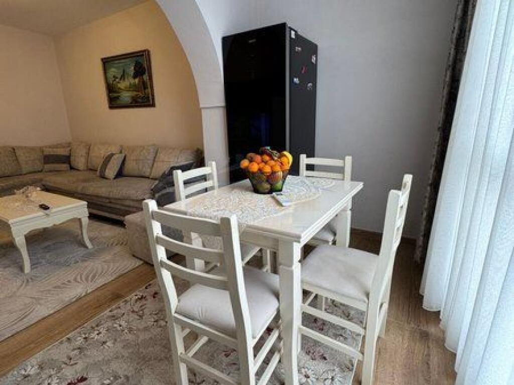 In vendita, Appartamento 1+1, Kinostudio, Tirana.