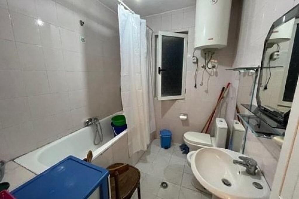 Apartament 1+1 me qira tek Ali Demi!
