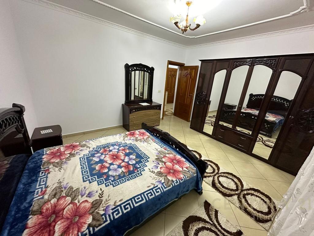 Jepet me Qira Apartament 2+1 tek 5 Maji! 500 € /Muaj Sip. Totale  136m2