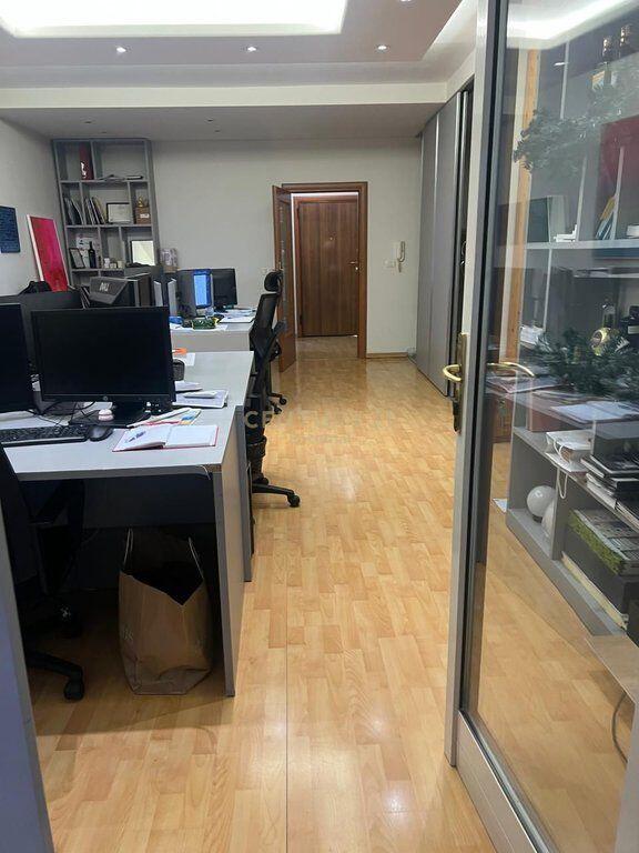Office space for rent in Bllok