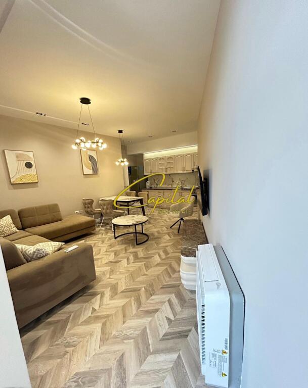 VENDESI APPARTAMENTO 2+1+2 CENTRO 360.000 EURO