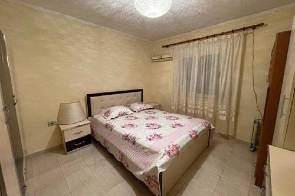 Apartament 1+1 me qira tek Ali Demi!
