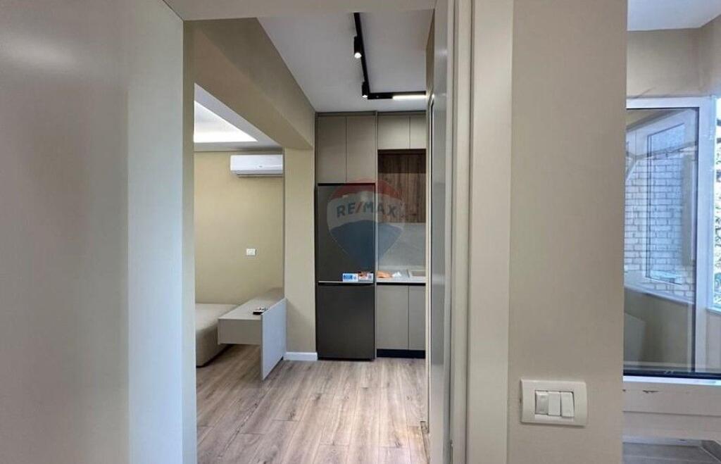 Appartamento 1+1 In Vendita Via Muhamet Gjollesha, 21 Dhjetori, Tirana!! ID: 530471006-268