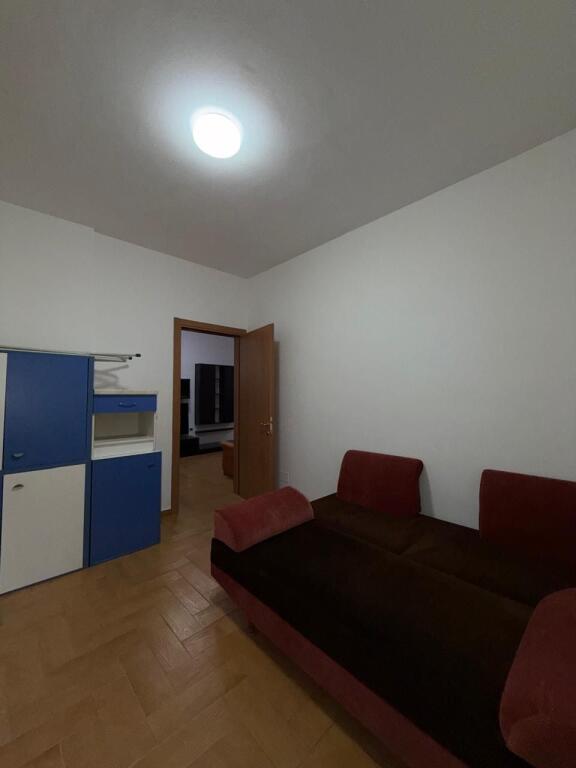 Affittasi appartamento 2+1 – Via Him Kolli