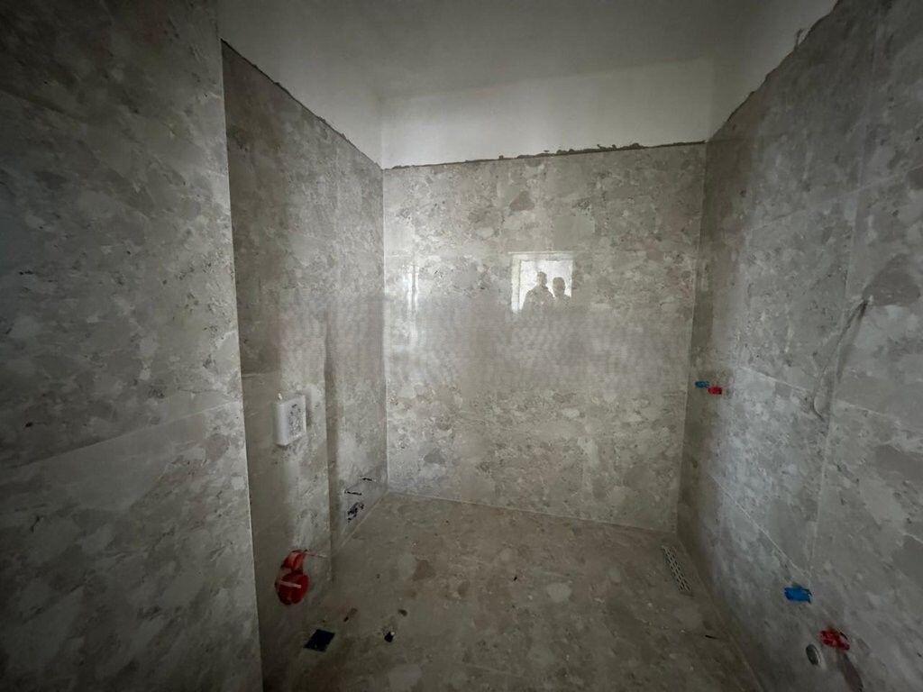 Shitet Apartament 1+1 te Ish parku 120,000 €