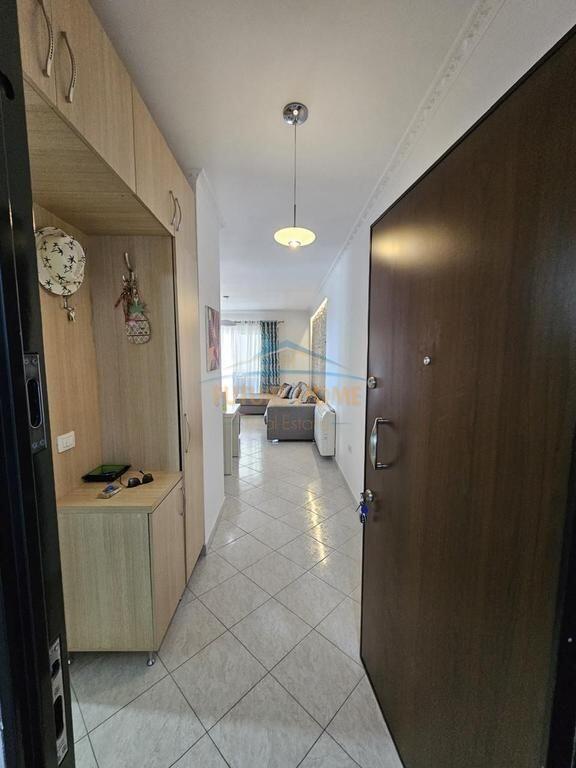 SHITET,APARTAMENT 2+1,NE FRESK, Tirane