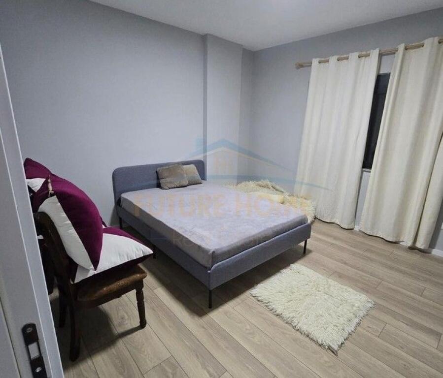 For rent, Apartment 2+1 Thesarit Street, Fresku, Tirana