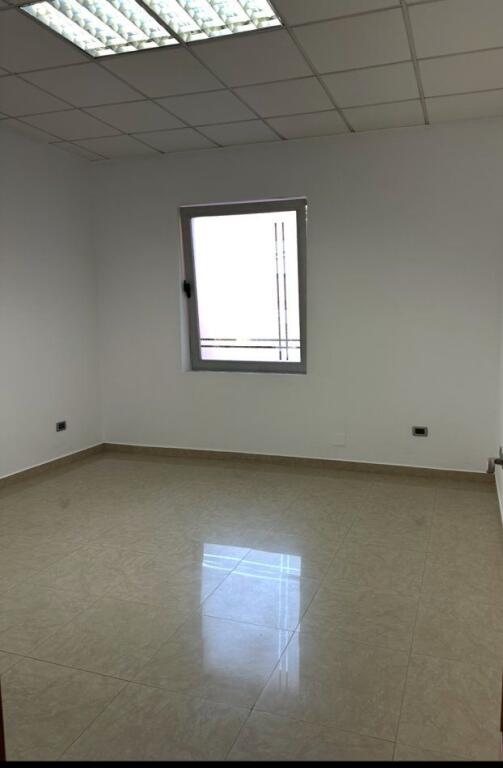 OFFICE FOR RENT 100 M2 BLOCK 1,000 EURO