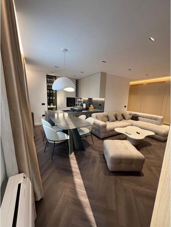 Shitet Apartament 2+1, Rruga e Elbasanit, Tiranë