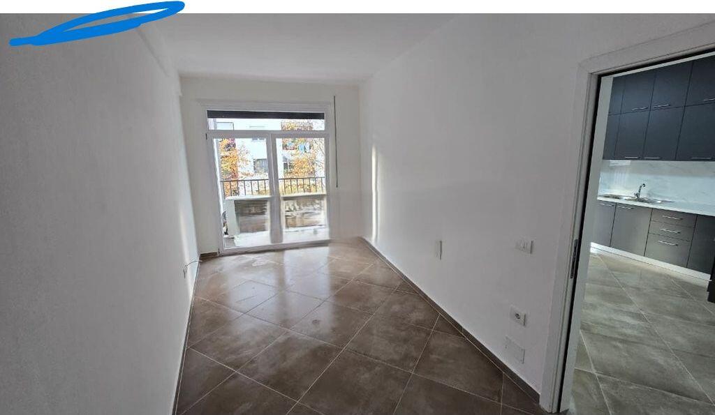 Affitto, Appartamento 1+1, Via 5 Maji 450 € /Mese
