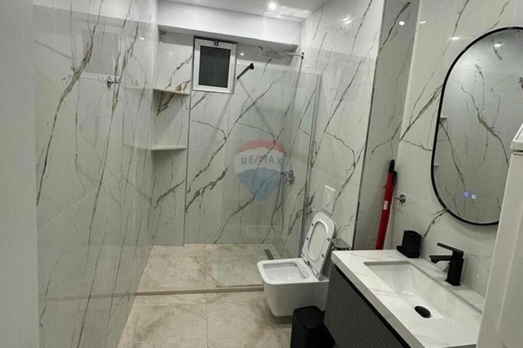 Appartamento in affitto Zogu i Zi 1+1