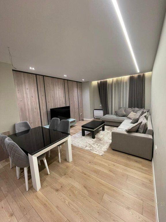 Apartament Modern 1+1 me Pamje – Bulevardi i Ri, Zogu i Parë