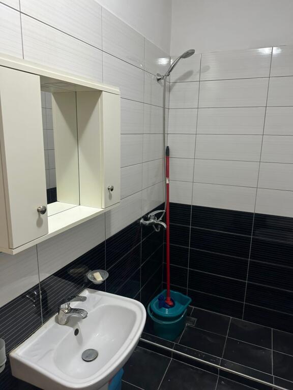 Apartament me qera 1+1 📍Misto Mame (kompleksi Golden Park)