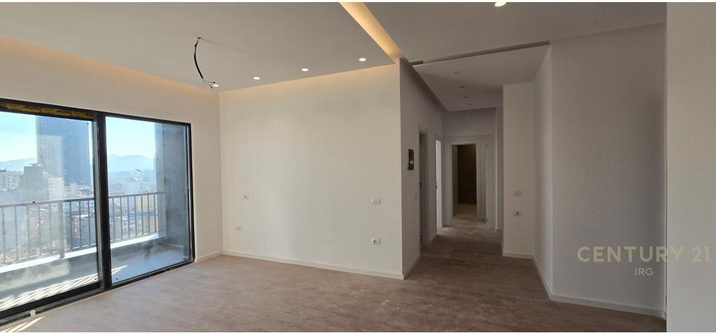 APARTMENT FOR OFFICE 2+1+2 ON BARRIKADAVE STREET! 1,300 € /Month Total Area 107m2
