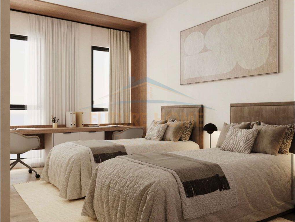 JAP APARTAMENT ME QERA 2+1+POST PARKIMI, GREEN VALLEY, LIQENI I THATE.