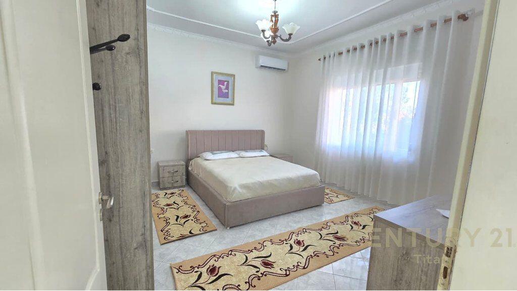 Jepet vile me qira prane Fiori di Bosko, ne Don Bosko 700 € /Muaj Sip. Totale  355m
