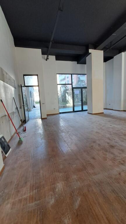 🏢 Ambient Komercial me Qira | Astir, Tiranë​