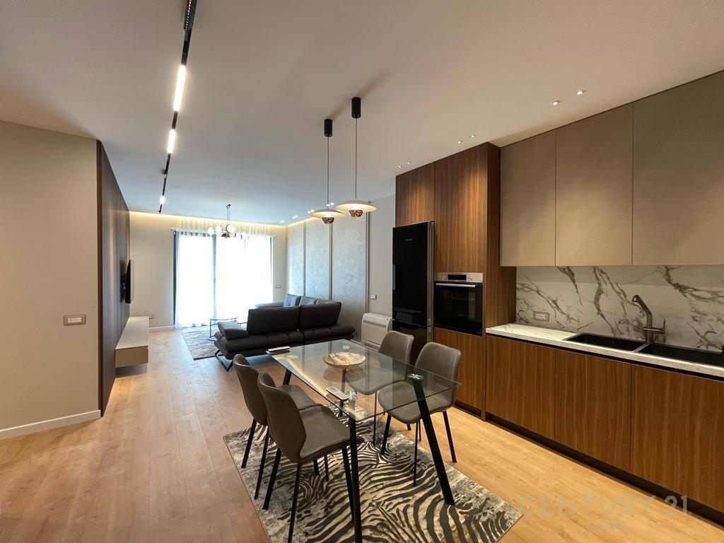 Apartment 2+1+2 Parking Spaces for sale at the Dry Lake