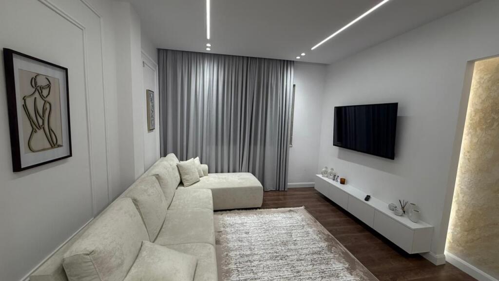 Jepet me qira apartament 1+1 ne Yzberisht te Pasticeri Nela 6