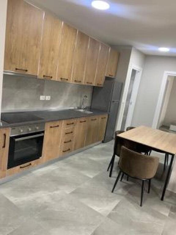 Super 2+1+parcheggio a fiori di Bosko con 700€