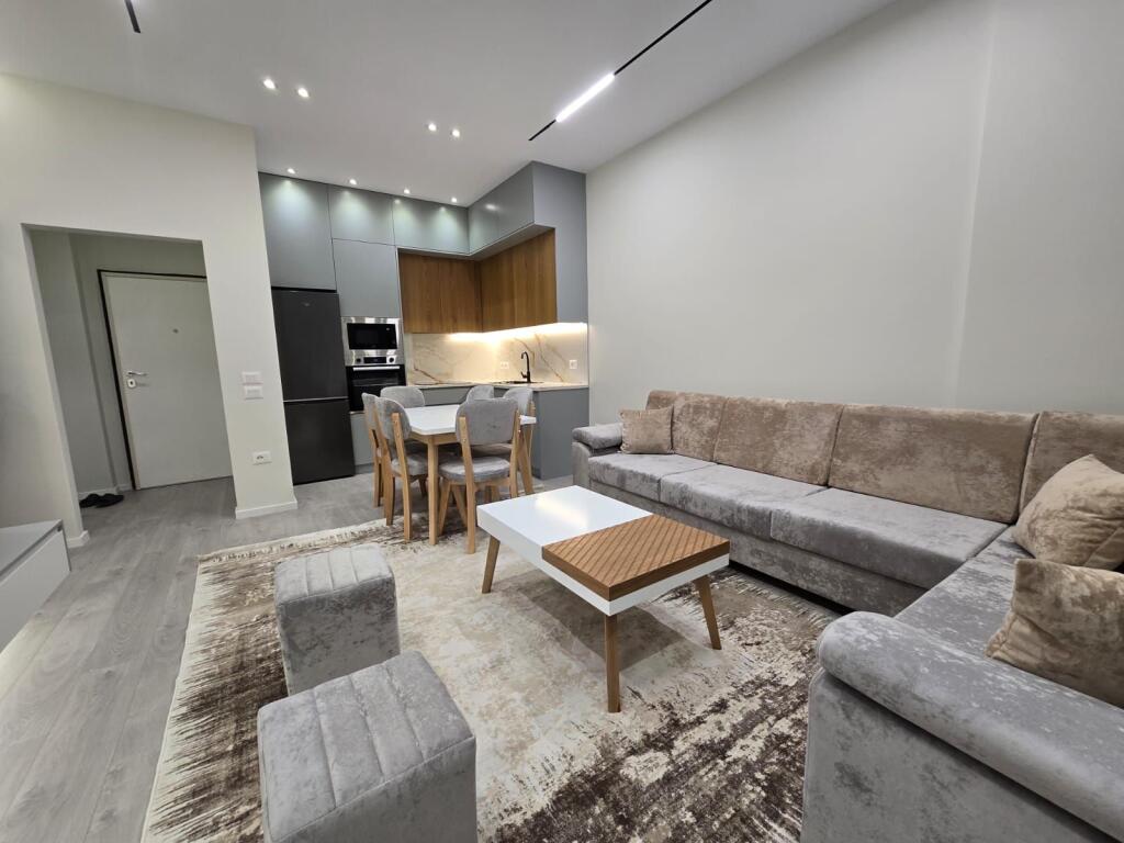 Apartament 2+1 te Vilat Gjermane 650 euro