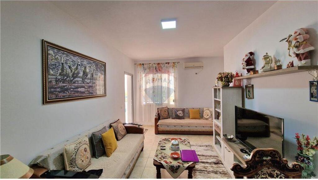 1+1 Apartment with Balcony for Sale, Vlora
