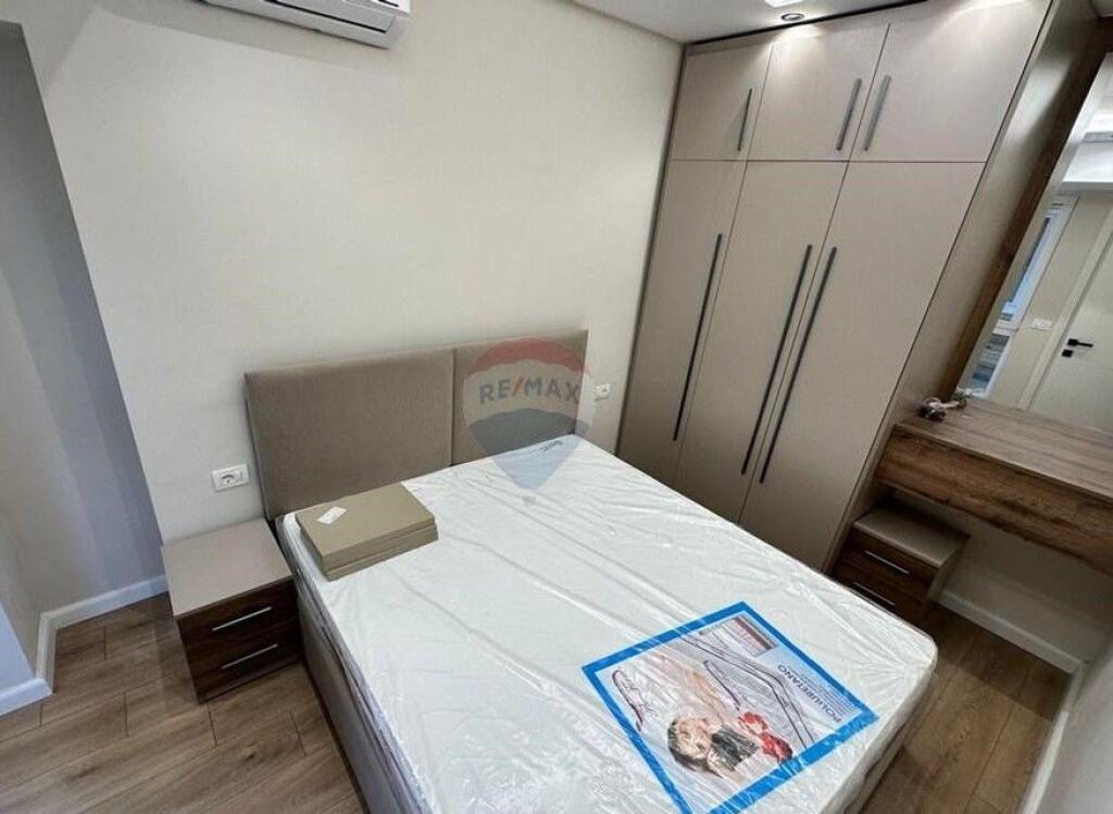 Apartment 1+1 furnished for sale at 21 Dhjetori (530471006-268)
