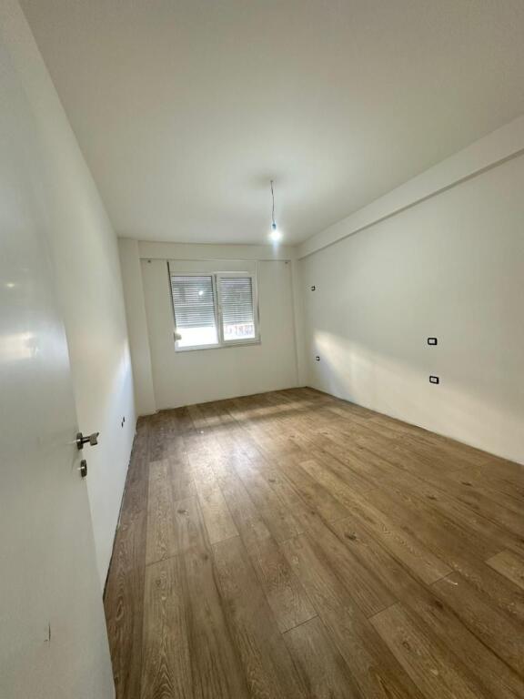 🏢 Ufficio in Affitto – Comune di Parigi