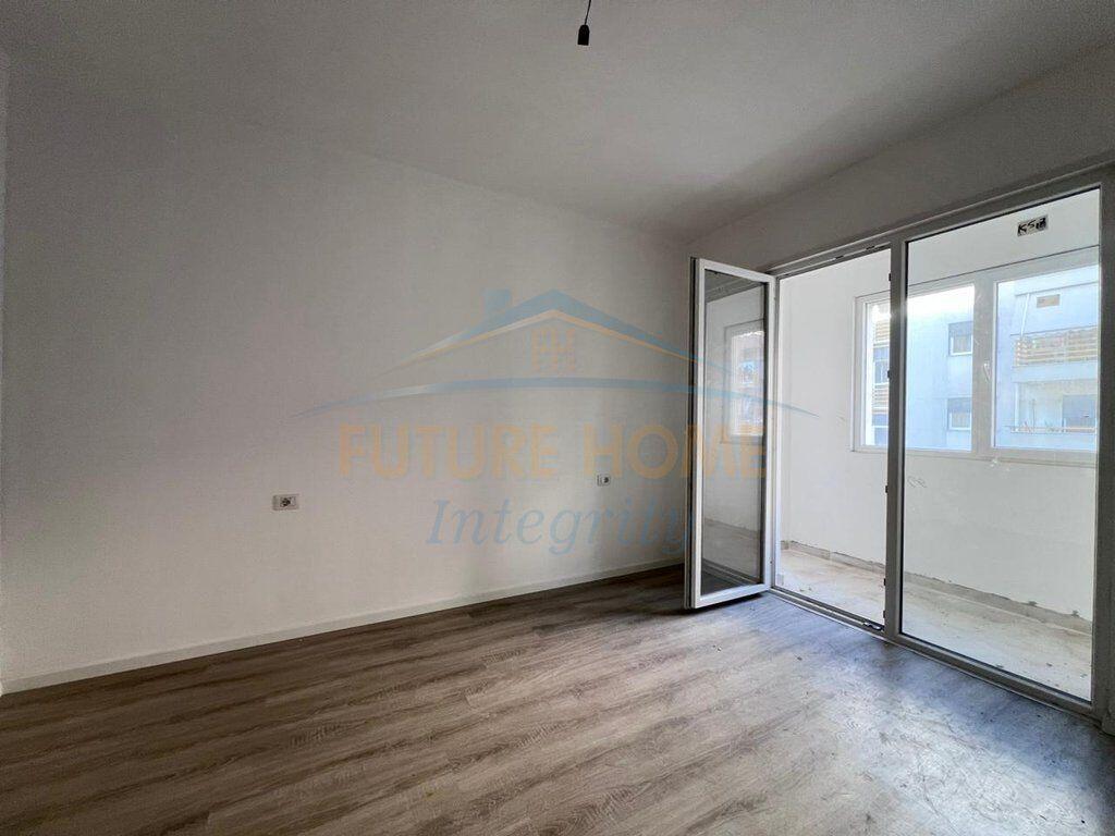 In vendita, Appartamento 1+1, Via Dritan Hoxha, Tirana.