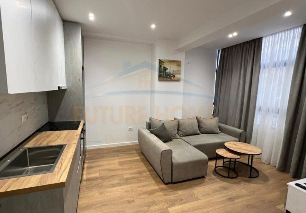In vendita, Appartamento 1+1, Komuna e Parisit, Tirane
