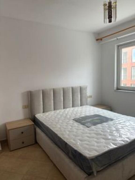 Apartament 2+2+parkim te rruge burgut me 550€