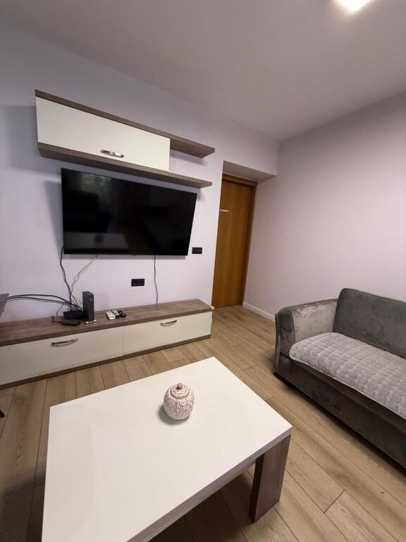 Affittasi appartamento 2+1 vicino al centro