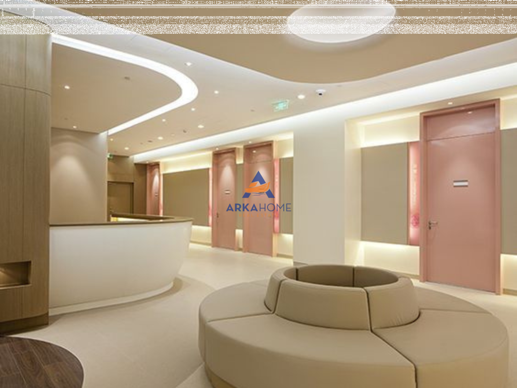 AFFITTASI CLINICA DI DERMATOLOGIA ESTETICA "VIA FORTUZI, CENTRO" 2500 EURO