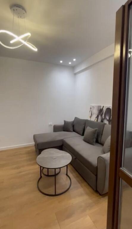 3 Apartments 1+1 for sale at the Paris municipality