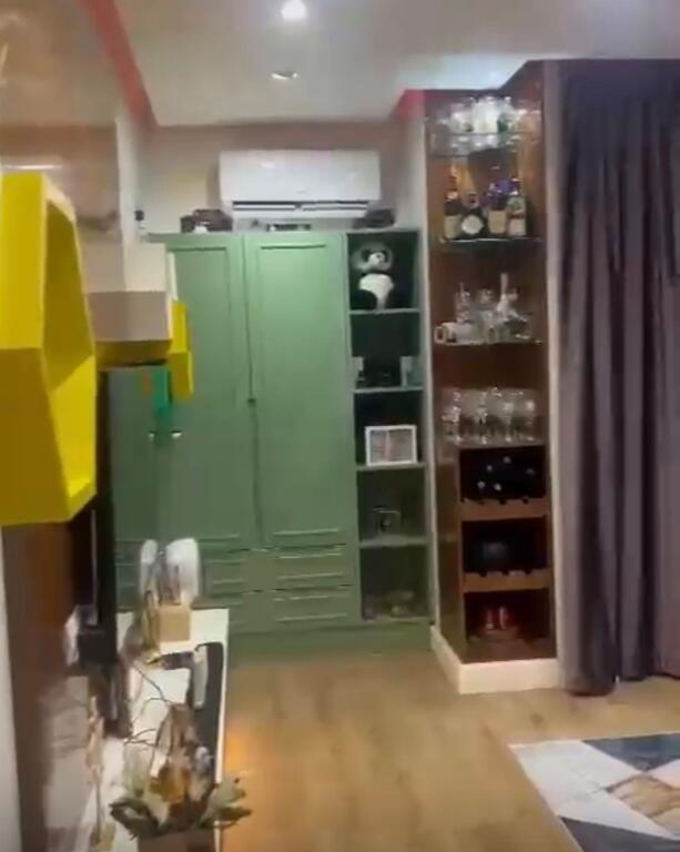 Garsoniere me qira ne Porcelan!